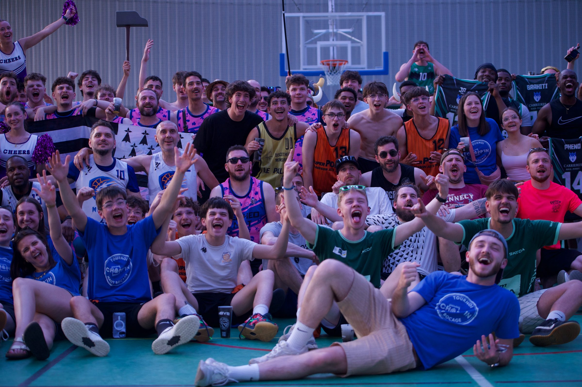 Ambiance survoltée dans les tribunes du tournoi Chopp'In